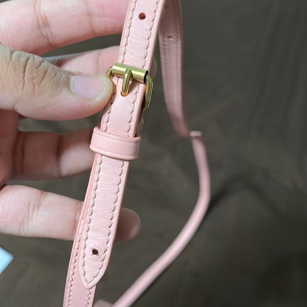 Louis Vuitton New Wave Limited Edition Love Lock Heart Pink Bag💕 - Picture 14 of 16